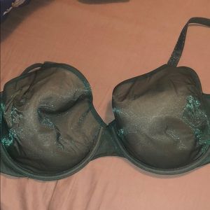 VS Green Shimmer Lined Perfect Coverage Bra💚
